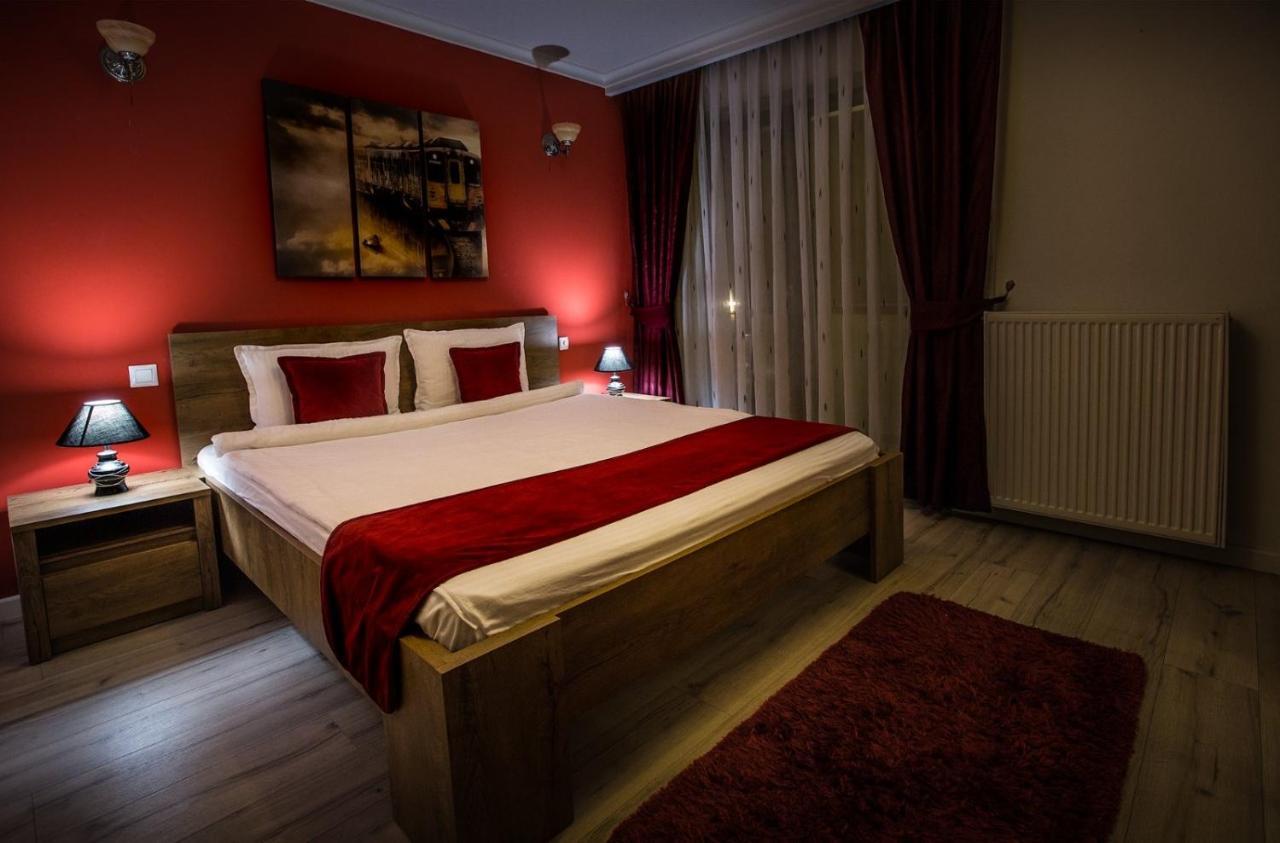 Bentley Apartments Приштина Экстерьер фото