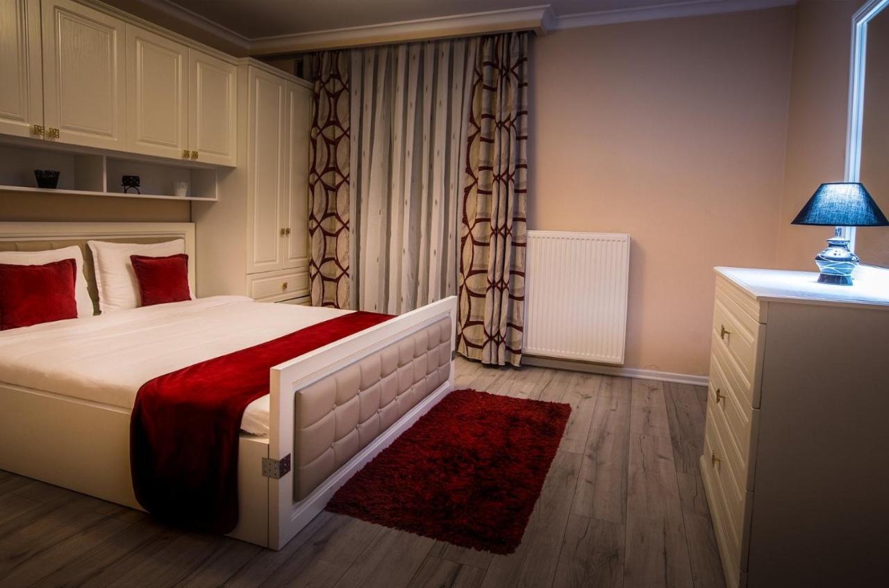 Bentley Apartments Приштина Экстерьер фото