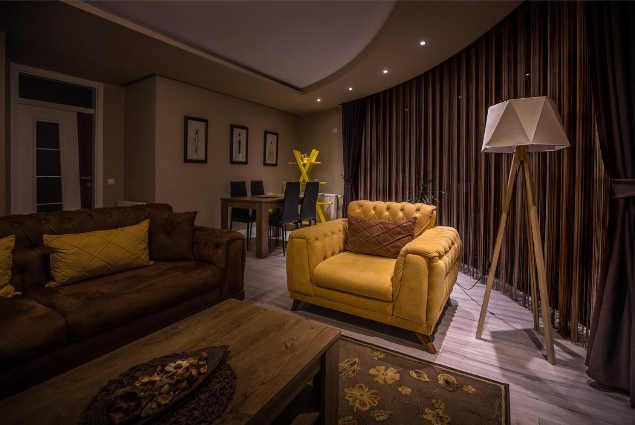 Bentley Apartments Приштина Экстерьер фото